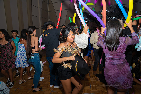 DSC09409-270