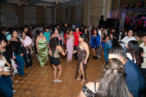 DSC09527-349