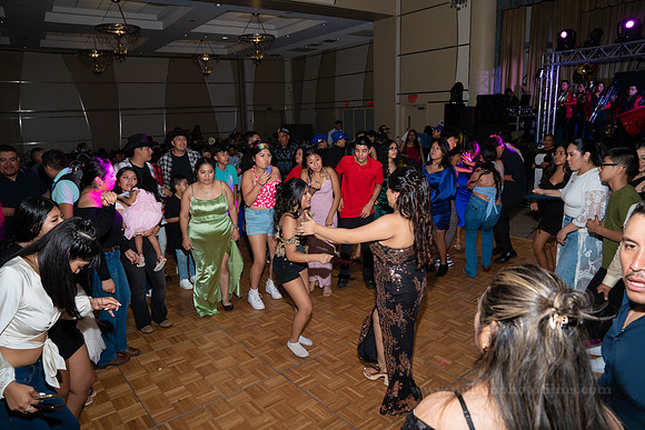 DSC09529-350