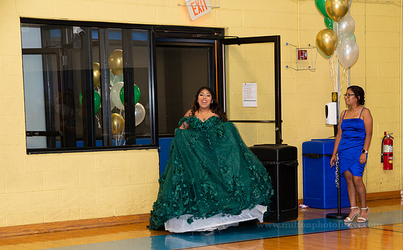 DSC09853-560