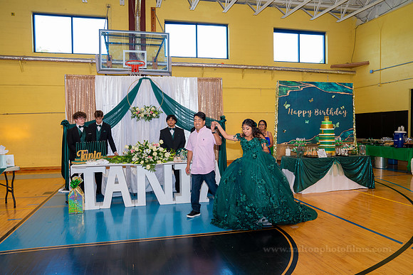 DSC09877-571
