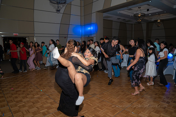DSC09518-344
