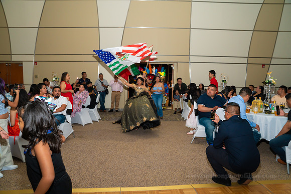 DSC09308-200